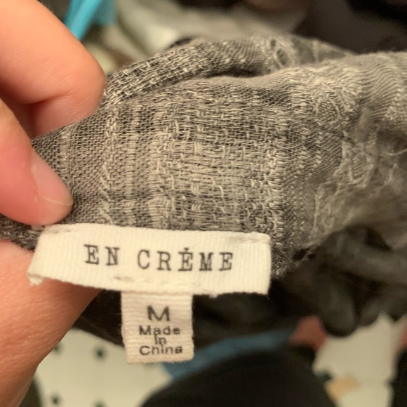 Button down shirt - Picture 3 of 3